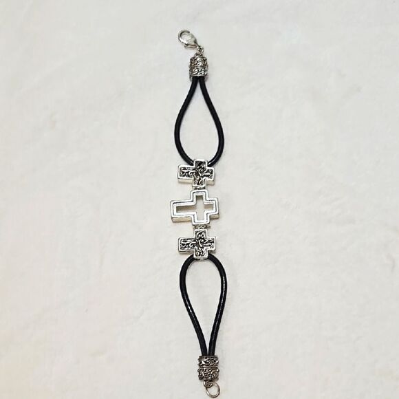Silver Cross Charm Bracelet - Picture 1 of 3